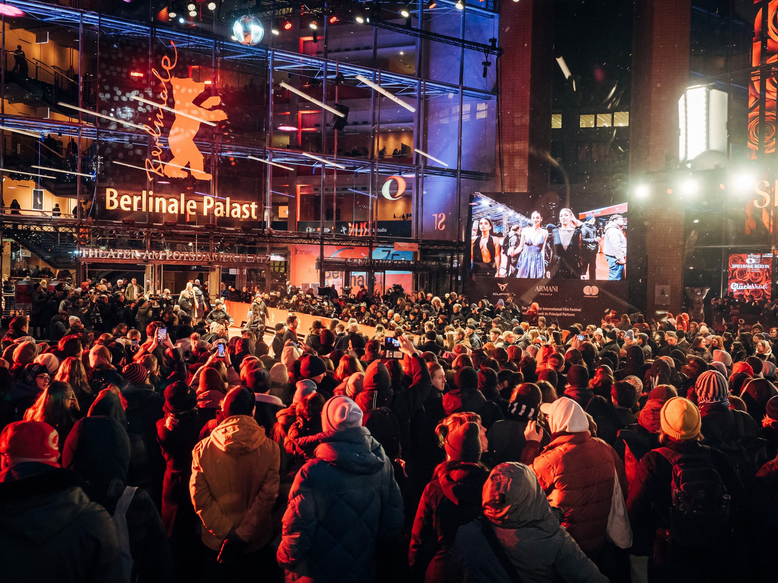 Cinema brasileiro ganha destaque na Berlinale 2026 com dois títulos na  disputa pelo Urso de Ouro - CCBA - Centro Cultural Brasil Alemanha